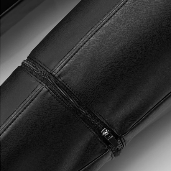 NWT MANIÈRE DE VOIR Vegan Leather Zip Off Leggings to Shorts - Picture 4 of 16